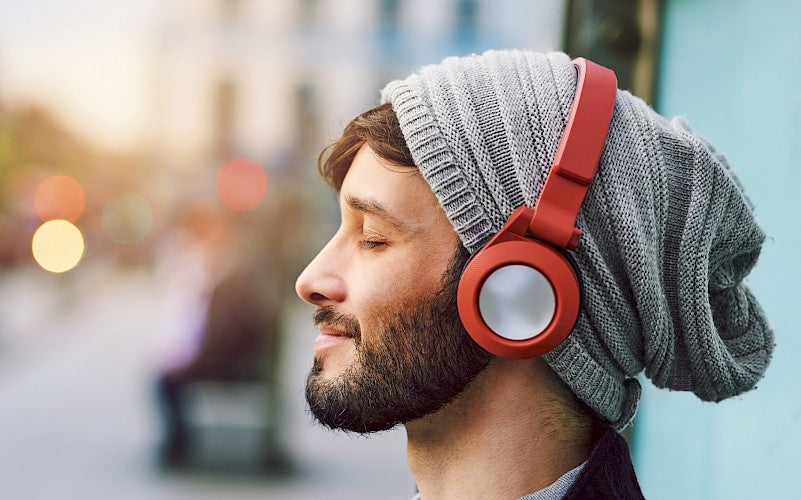 Airpods & Headphones